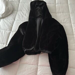 Reversible cropped black jacket